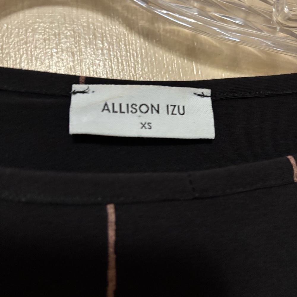 Allison Izu Blouse - Picture 3 of 3